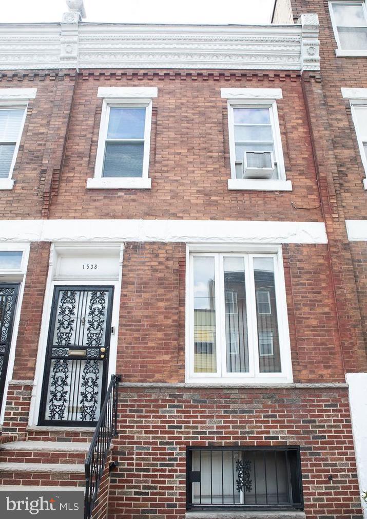 1538 29th, Philadelphia PA